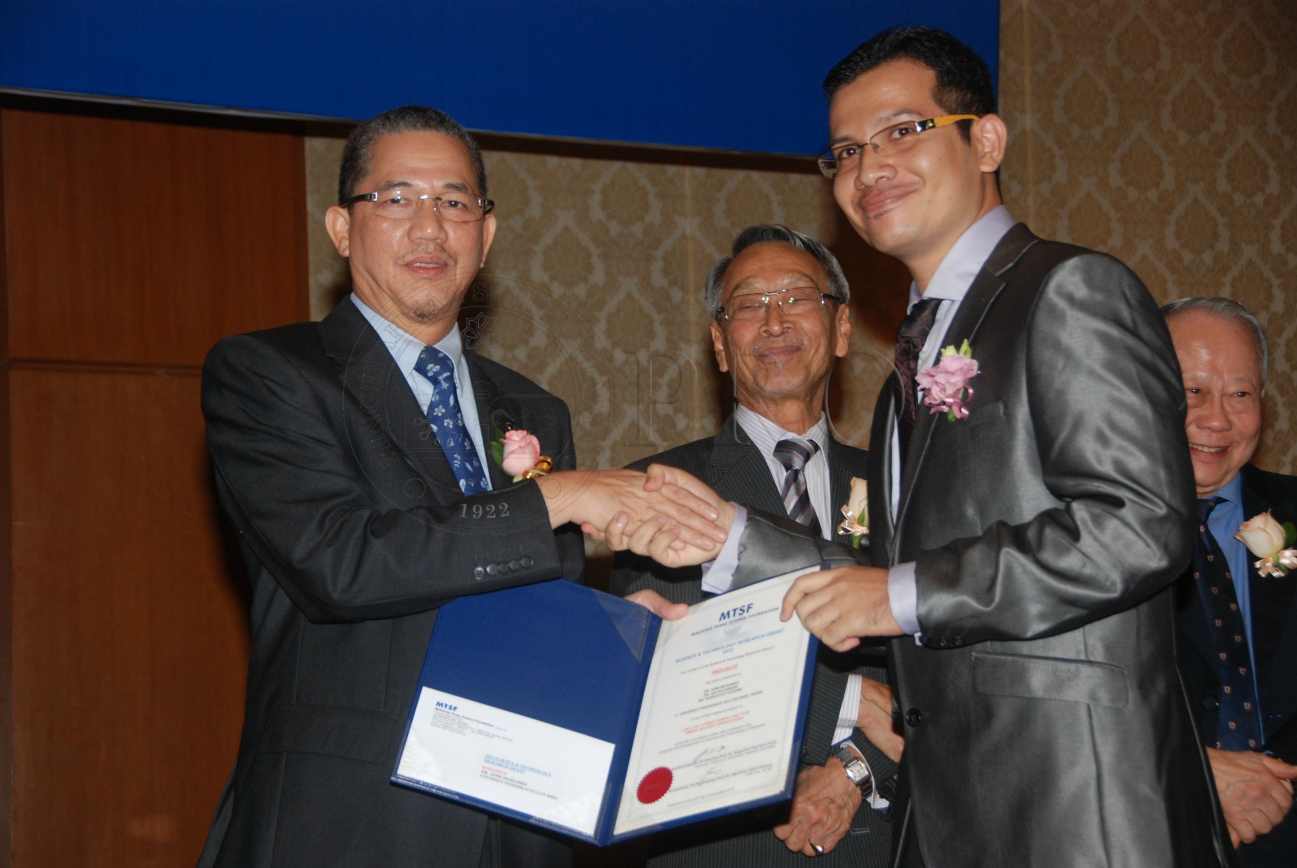 PRO 12 135 toray DSC 9084